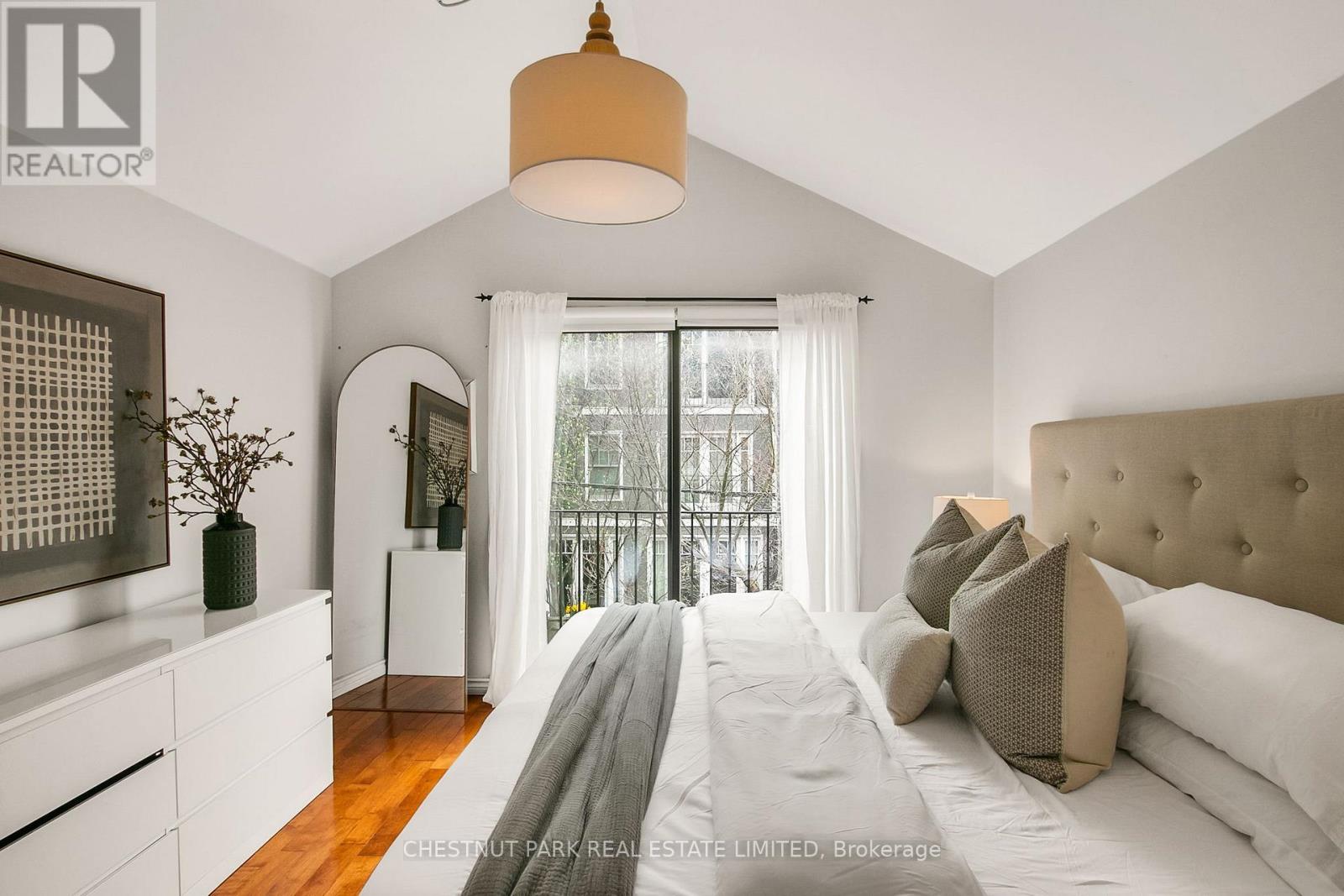 25 Bishop Street, Toronto, Ontario  M5R 1N3 - Photo 28 - C13030380