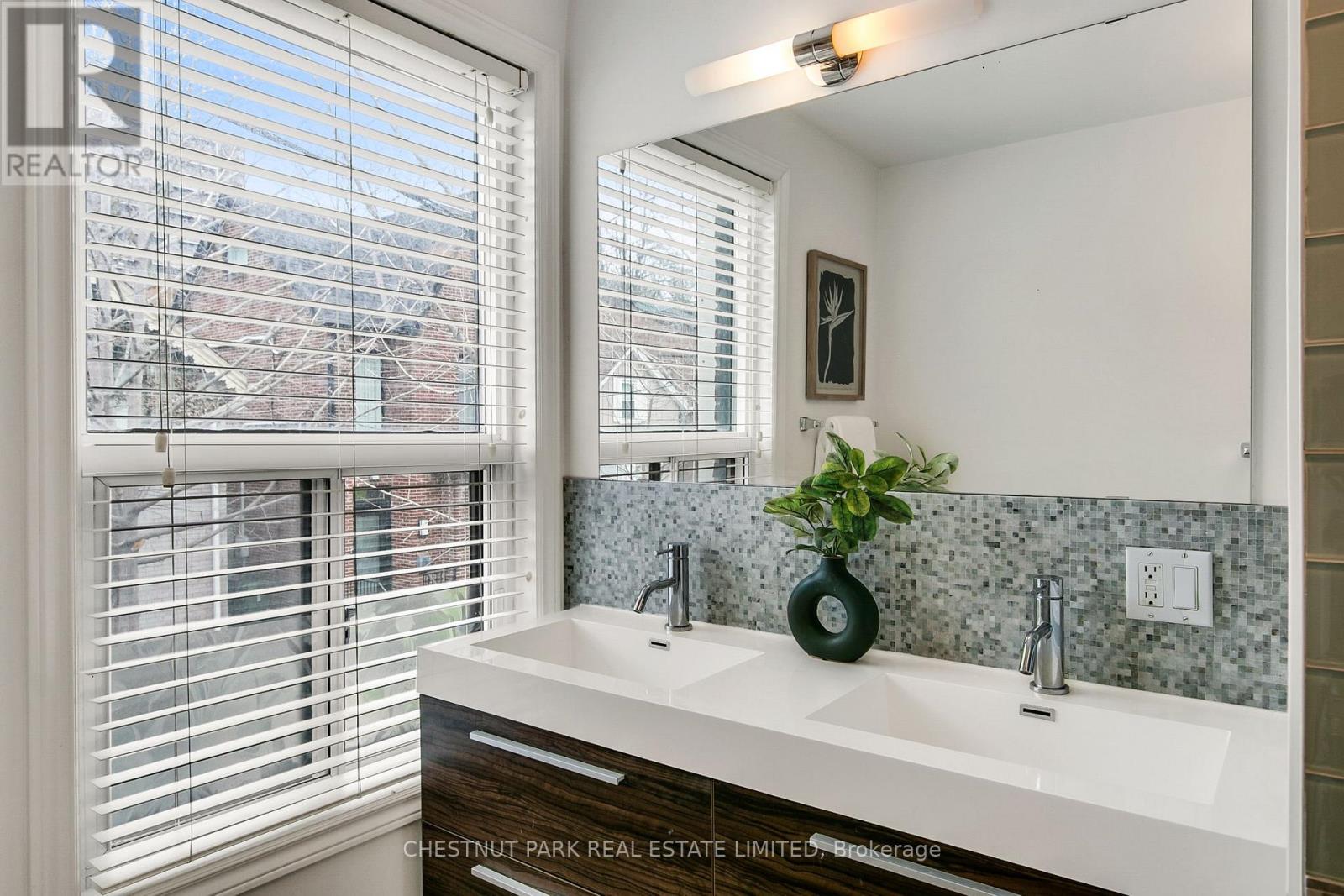 25 Bishop Street, Toronto, Ontario  M5R 1N3 - Photo 39 - C13030380