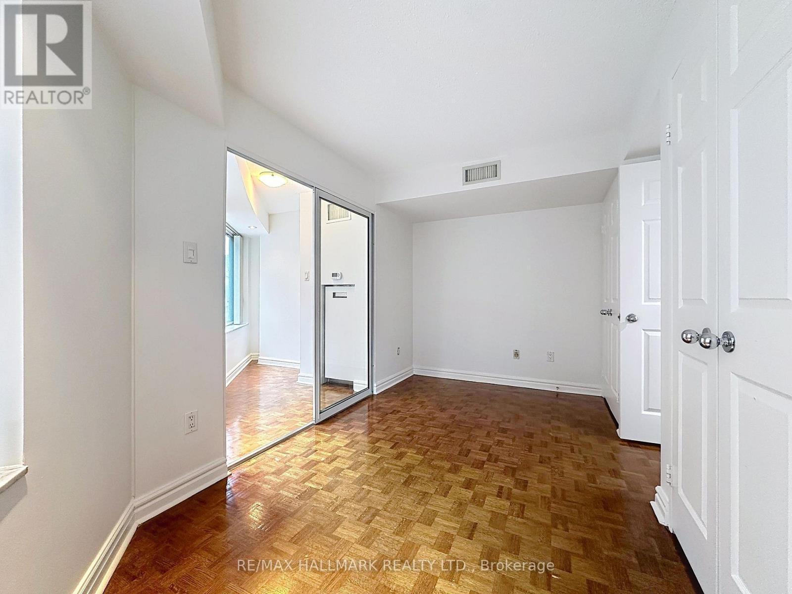 302 - 33 University Avenue, Toronto (Bay Street Corridor), Ontario  M5J 2S7 - Photo 32 - C13030462