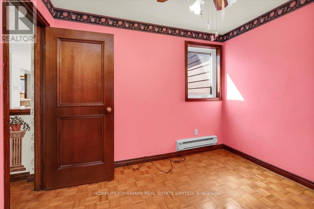 69 Robinson Street, Toronto, Ontario  M6J 1L4 - Photo 8 - C13030534