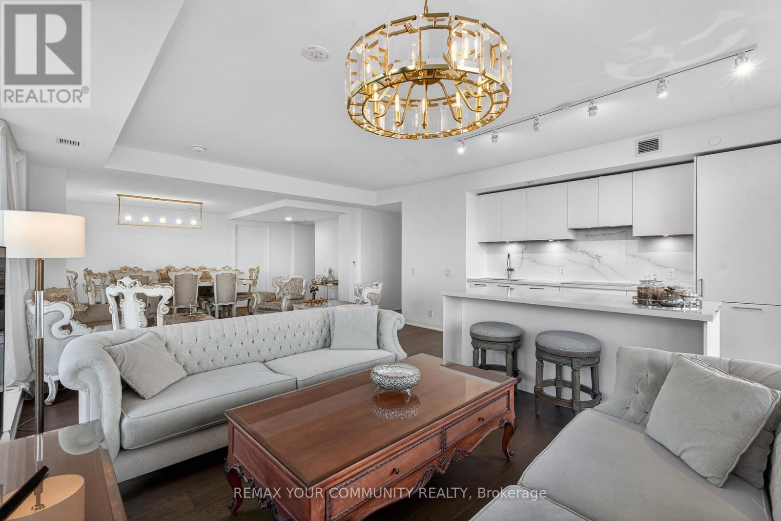 1305 - 33 Frederick Todd Way, Toronto, Ontario  M4G 0C9 - Photo 13 - C13030648