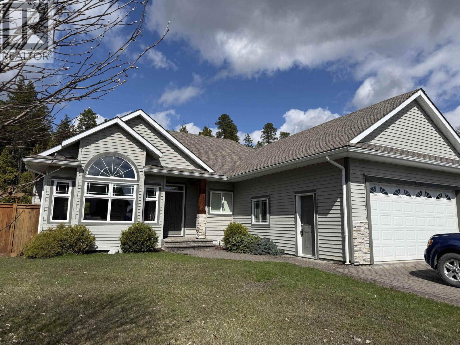 5132 EAGLE PLACE, Terrace, British Columbia