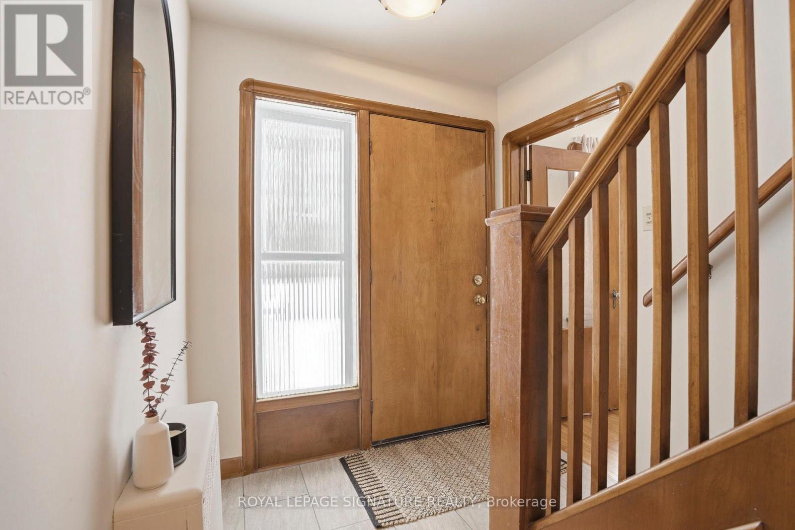 11 Innisdale Drive, Toronto, Ontario  M1R 1C4 - Photo 5 - E13030662