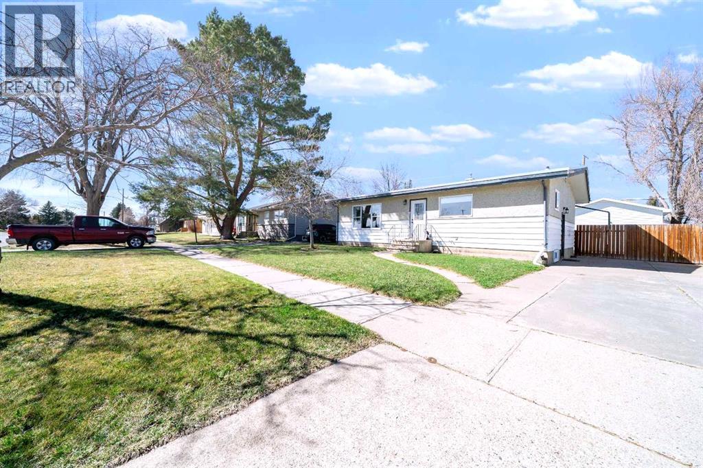 4821 56 Avenue, Taber, Alberta