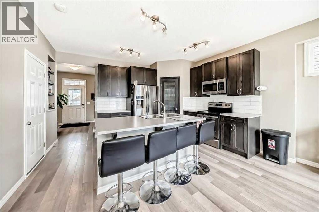 179 River Heights Crescent, Cochrane, Alberta  T4C 0S2 - Photo 4 - A2301289