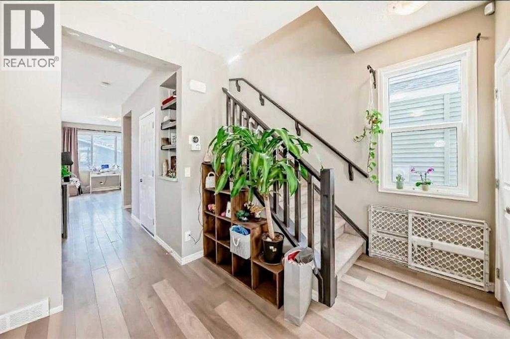 179 River Heights Crescent, Cochrane, Alberta  T4C 0S2 - Photo 3 - A2301289