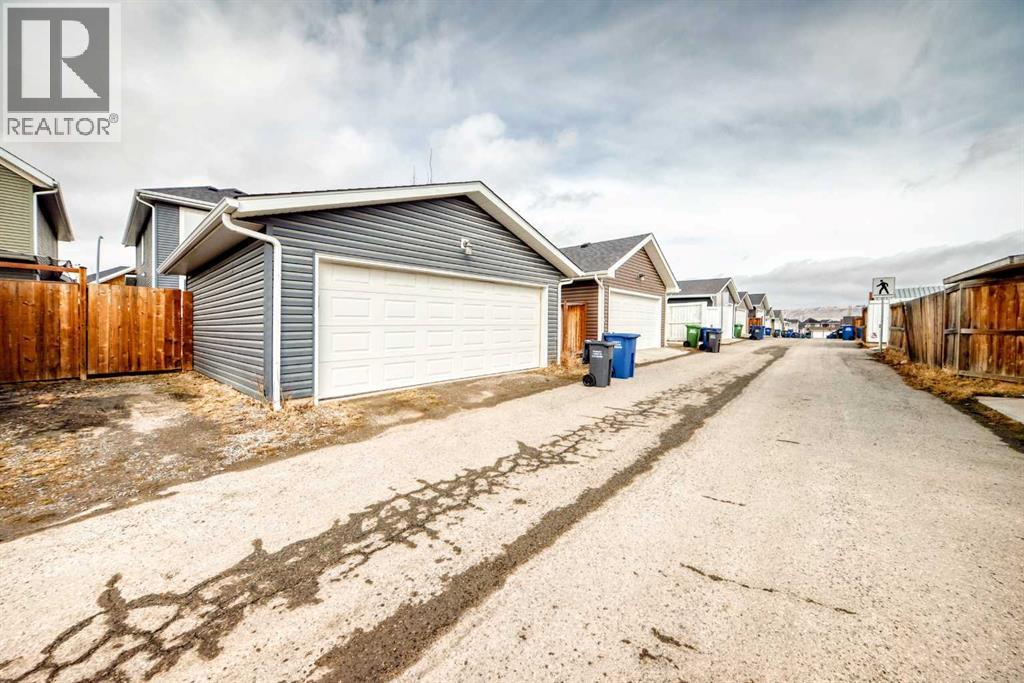 179 River Heights Crescent, Cochrane, Alberta  T4C 0S2 - Photo 46 - A2301289