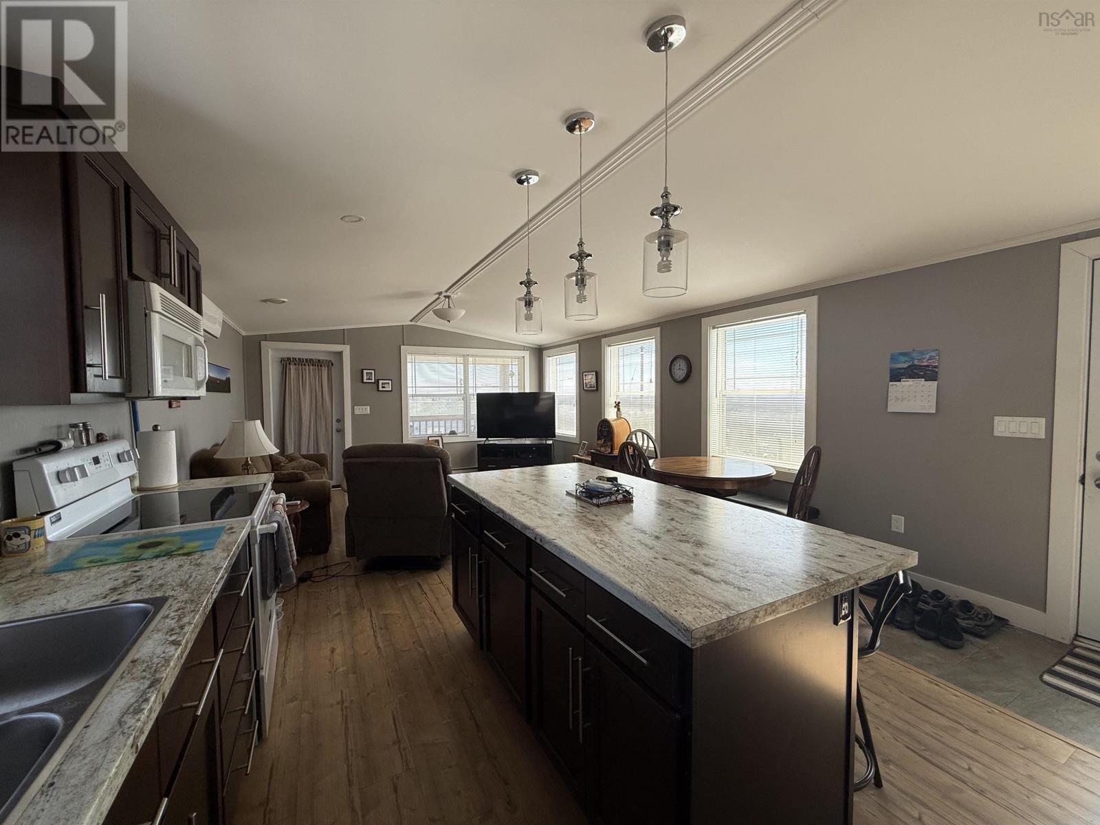 137 Upper Road, Lornevale, Nova Scotia  B0M 1G0 - Photo 5 - 202606751