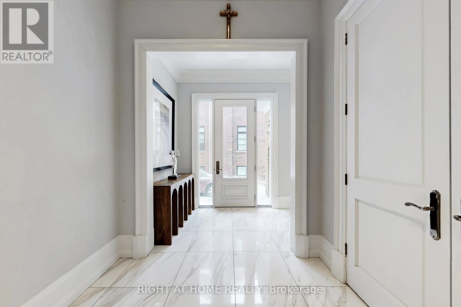 15 Davina Circle, Aurora, Ontario  L4G 0M2 - Photo 24 - N13030320