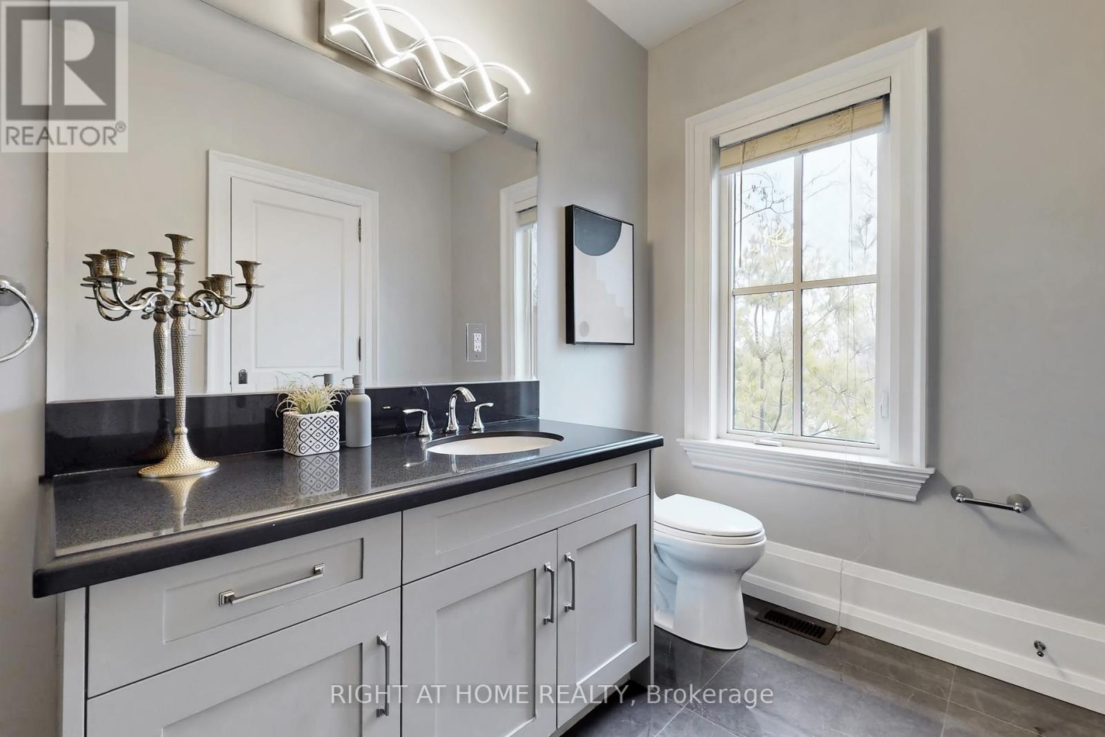 15 Davina Circle, Aurora, Ontario  L4G 0M2 - Photo 37 - N13030320