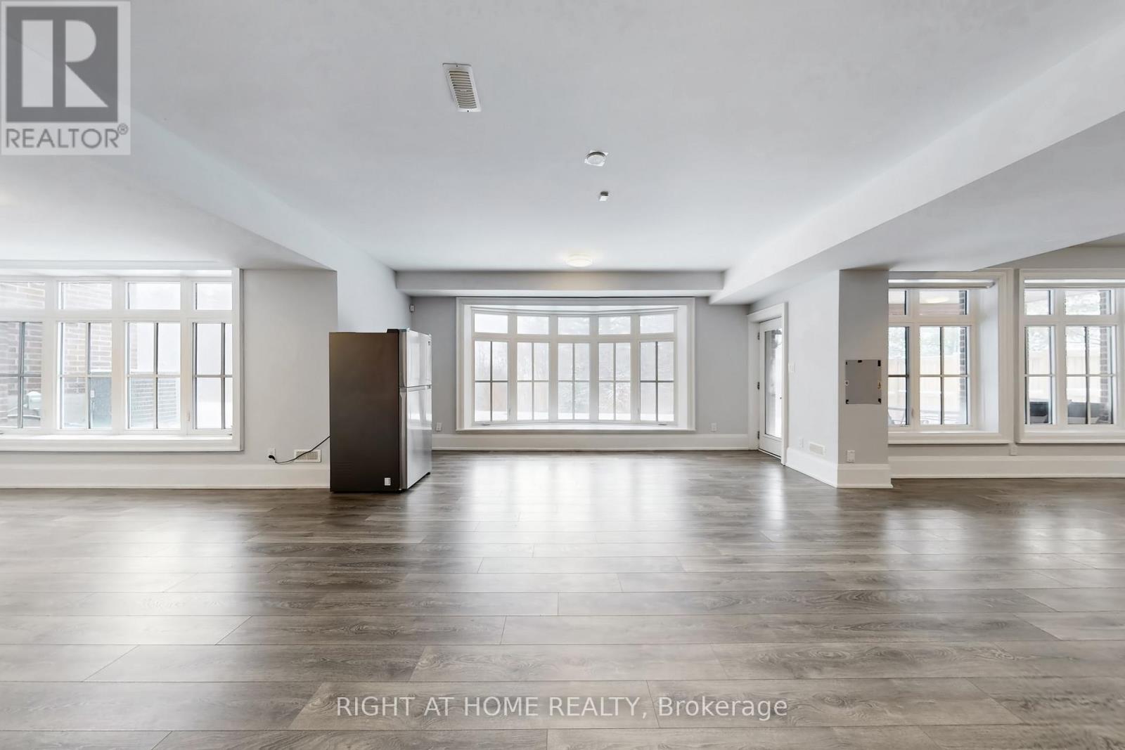 15 Davina Circle, Aurora, Ontario  L4G 0M2 - Photo 43 - N13030320