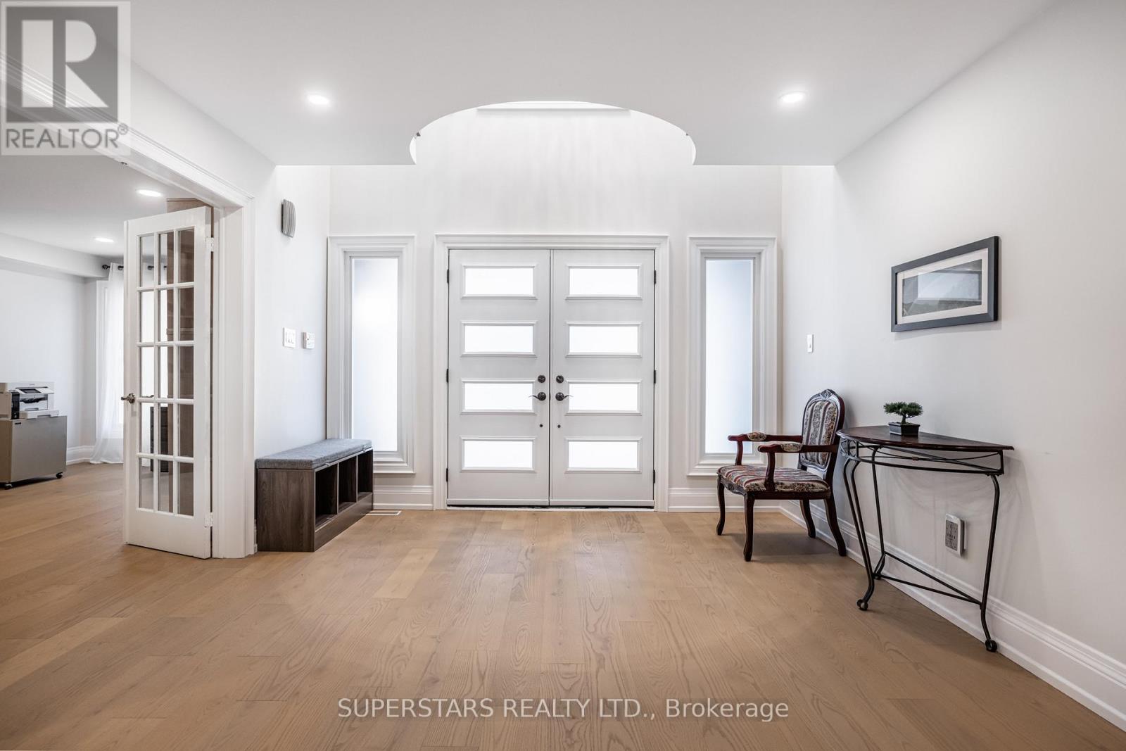 622 Lyman Boulevard, Newmarket, Ontario  L3X 1V9 - Photo 5 - N13030336