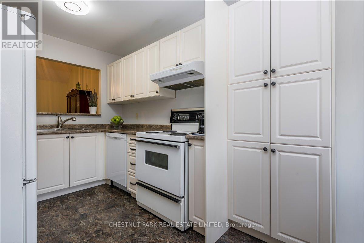 138 Green Briar Road, New Tecumseth, Ontario  L9R 1S2 - Photo 4 - N13030346