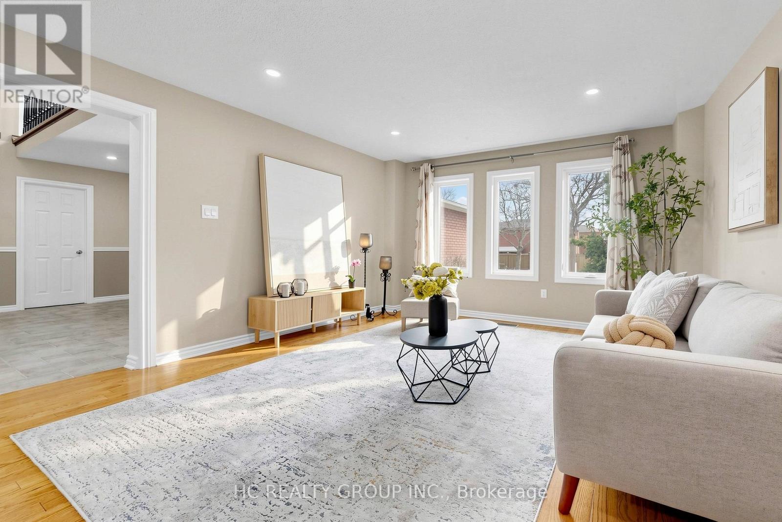 84 Viewmark Drive, Richmond Hill (Devonsleigh), Ontario  L4S 1E3 - Photo 4 - N13030358