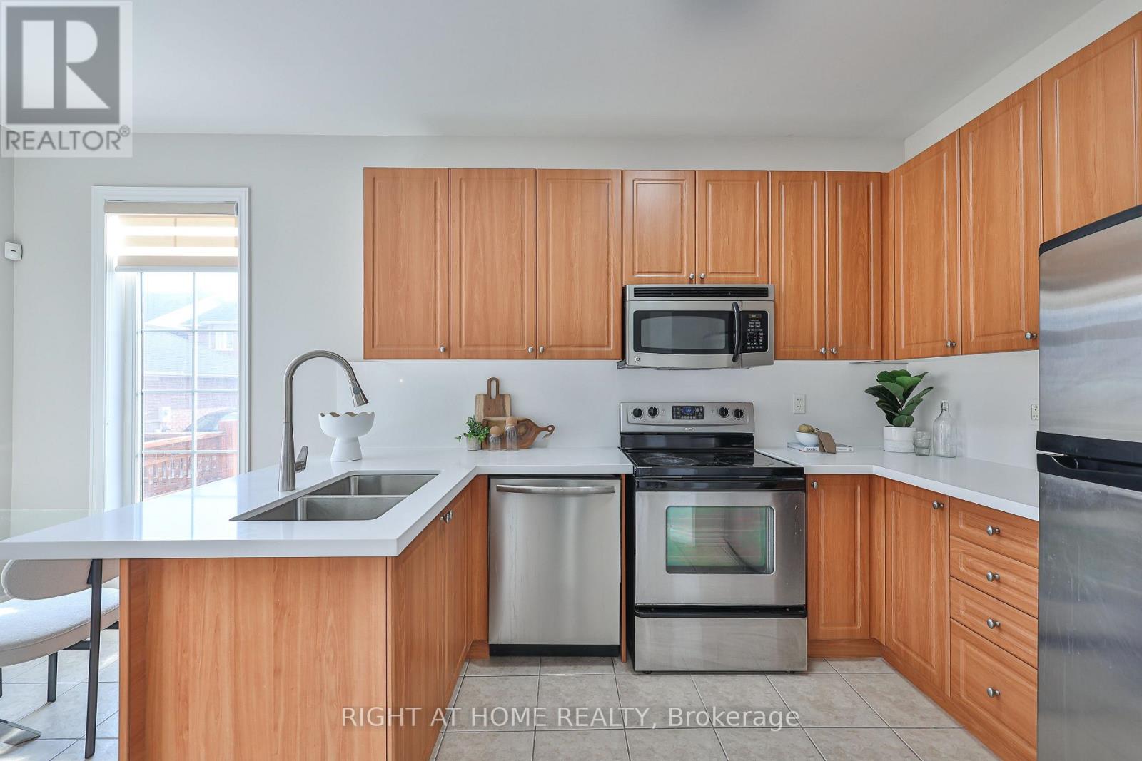 11 Rizal Avenue, Markham, Ontario  L6B 0G7 - Photo 18 - N13030366