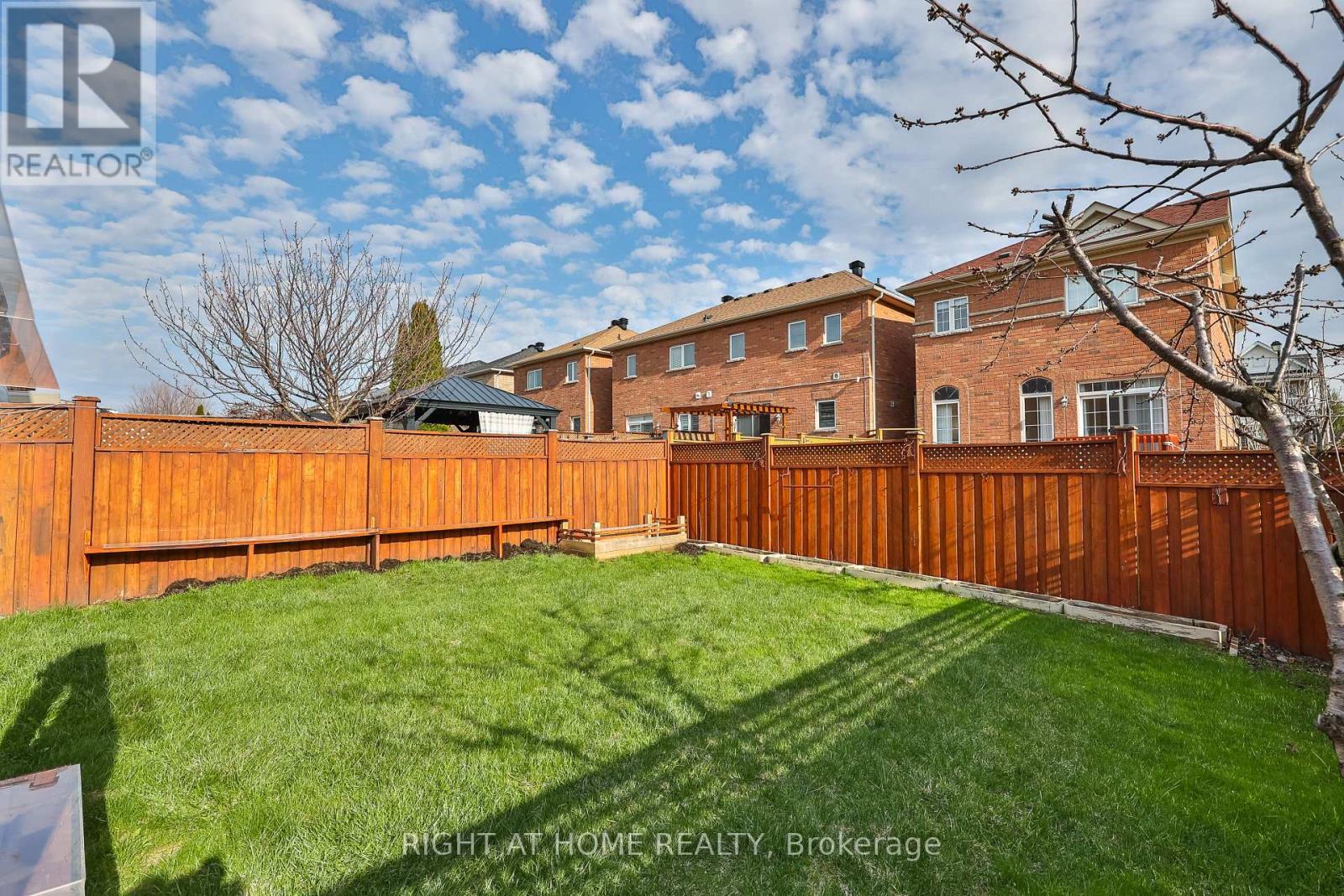 11 Rizal Avenue, Markham, Ontario  L6B 0G7 - Photo 44 - N13030366