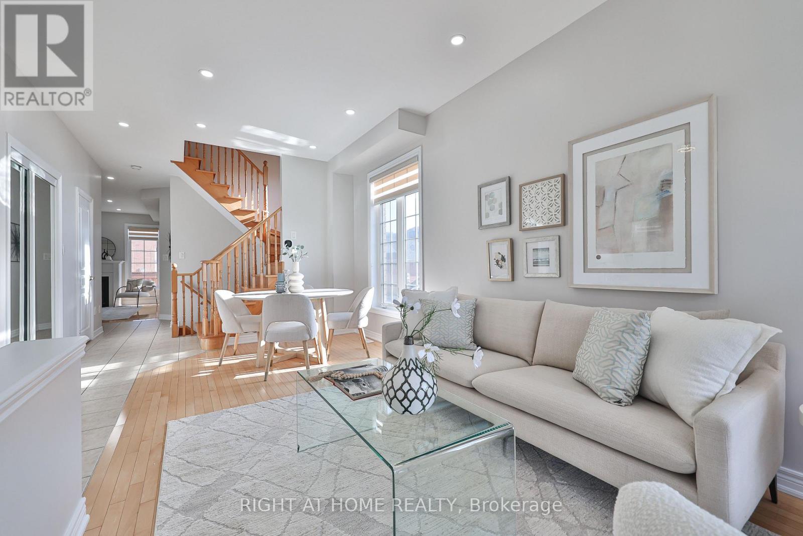 11 Rizal Avenue, Markham, Ontario  L6B 0G7 - Photo 9 - N13030366