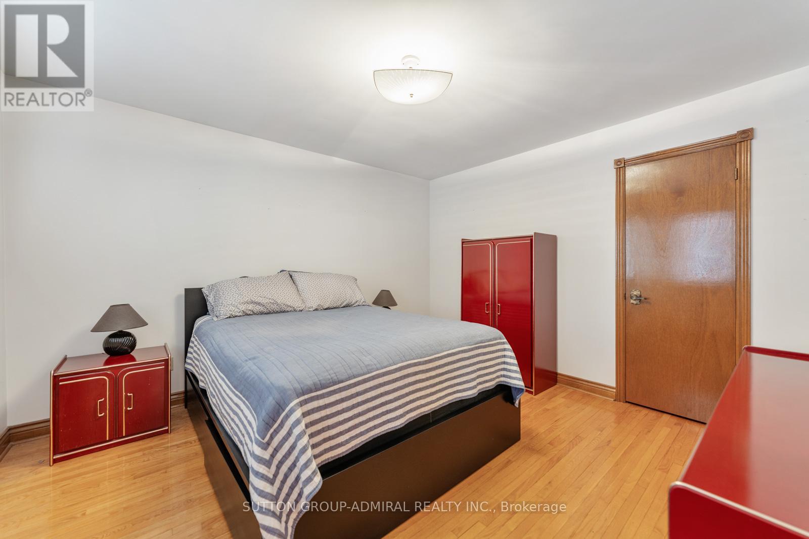 48 Weldrick Road W, Richmond Hill, Ontario  L4C 3T8 - Photo 23 - N13030394