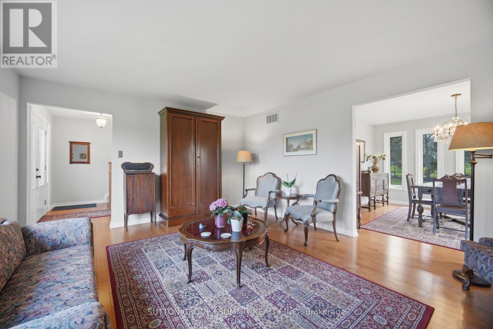 39 Cutting Crescent, King, Ontario  L7B 0E6 - Photo 7 - N13030396