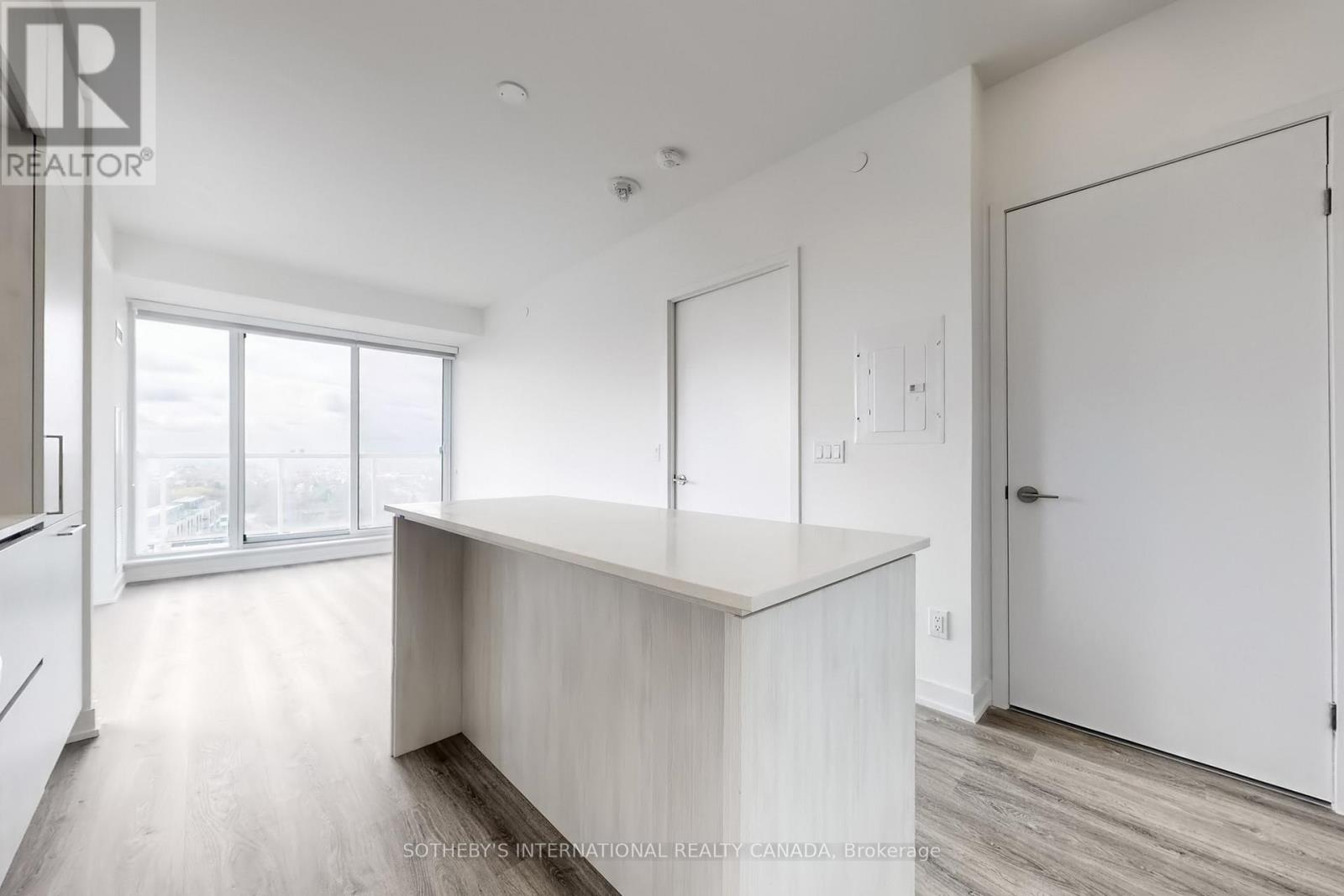 1130 - 2 David Eyer Road, Richmond Hill, Ontario  L4S 0N6 - Photo 5 - N13030400