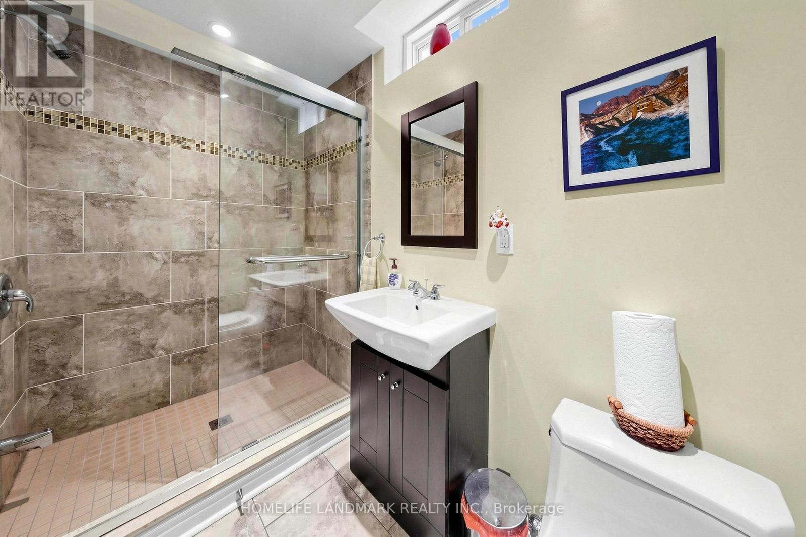 88 Barnwood Drive, Richmond Hill, Ontario  L4E 5A2 - Photo 48 - N13030436