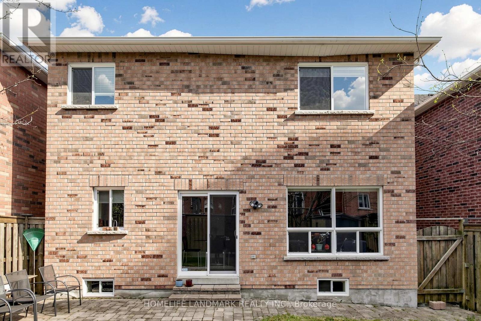 88 Barnwood Drive, Richmond Hill, Ontario  L4E 5A2 - Photo 49 - N13030436