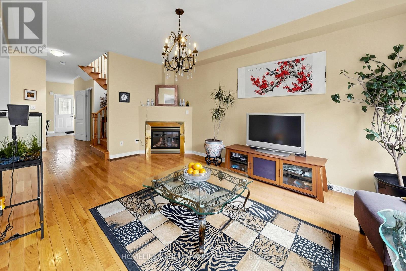 88 Barnwood Drive, Richmond Hill, Ontario  L4E 5A2 - Photo 8 - N13030436