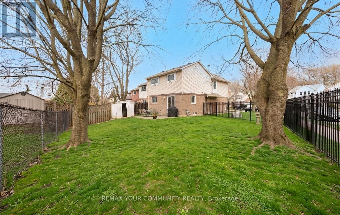 4 Sandusky Crescent, Aurora, Ontario  L4G 3N4 - Photo 21 - N13030450