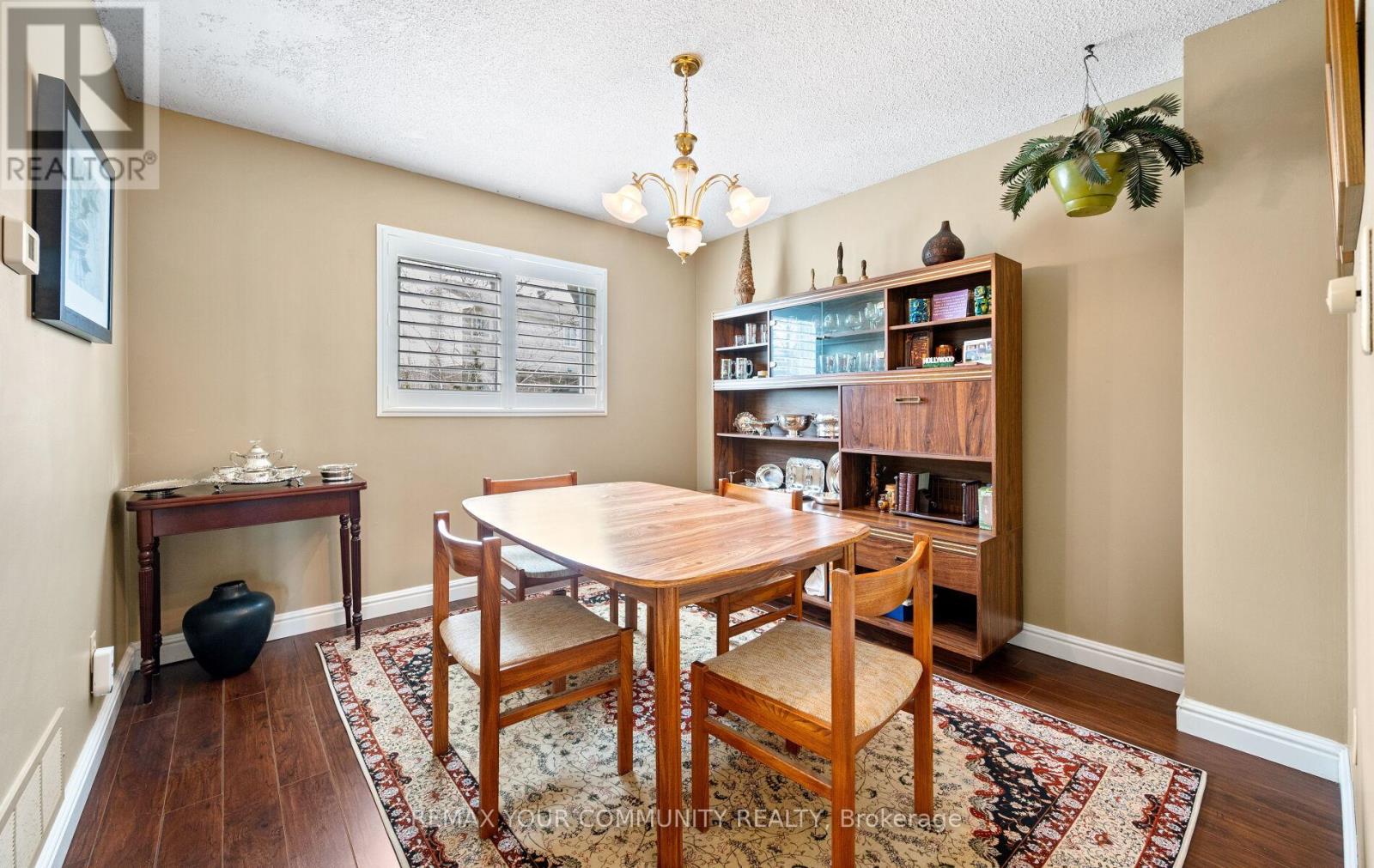 4 Sandusky Crescent, Aurora, Ontario  L4G 3N4 - Photo 7 - N13030450