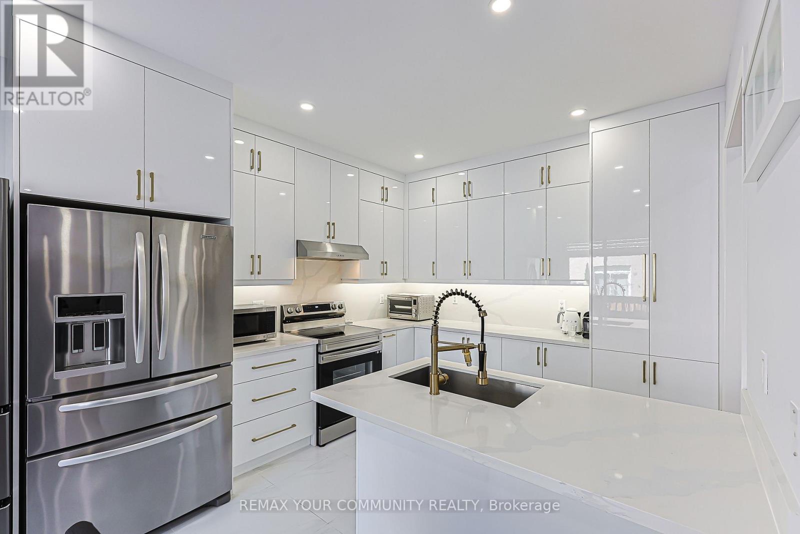 10 Hua Du Avenue, Markham (Berczy), Ontario  L6C 0S2 - Photo 12 - N13030484