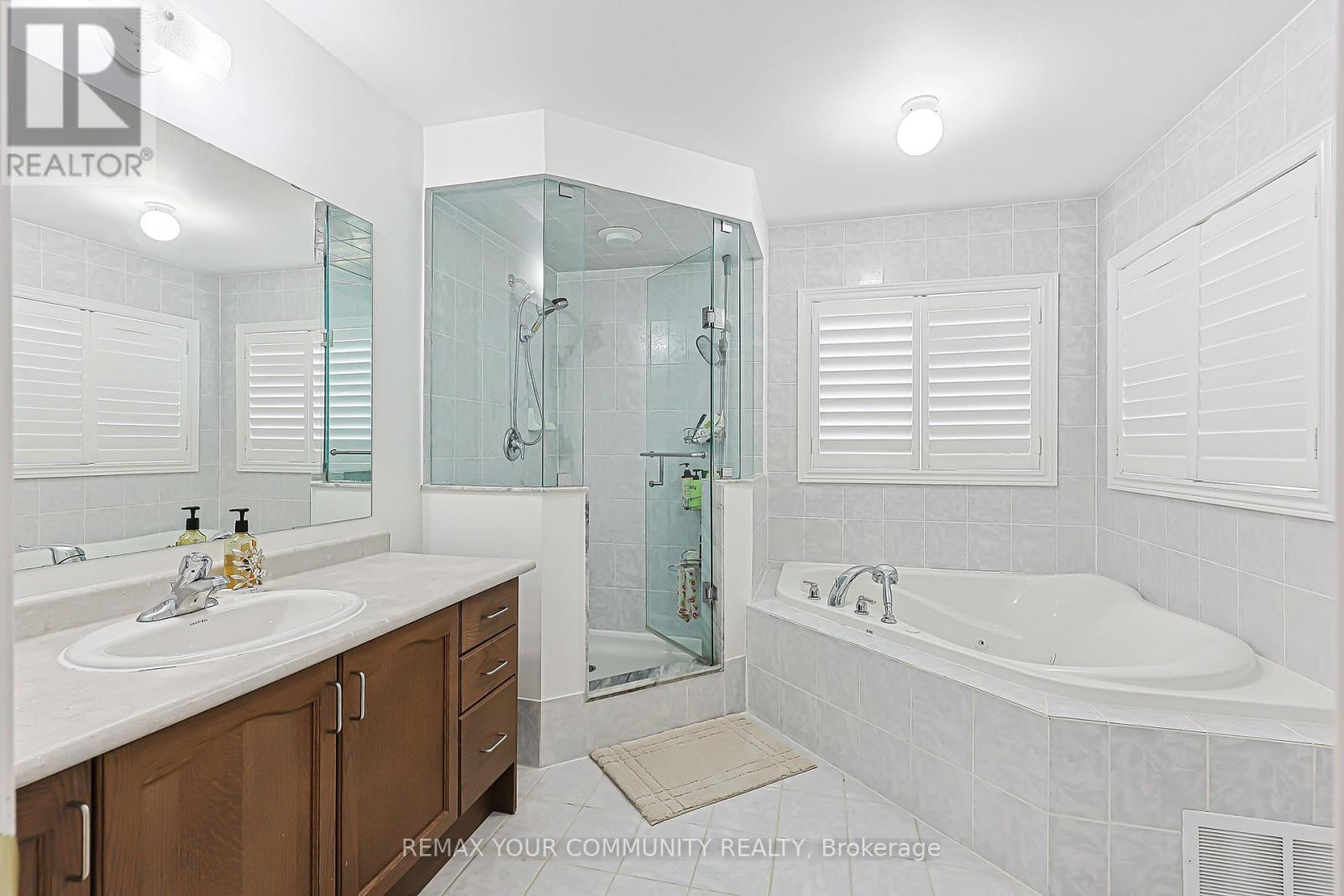 10 Hua Du Avenue, Markham (Berczy), Ontario  L6C 0S2 - Photo 18 - N13030484