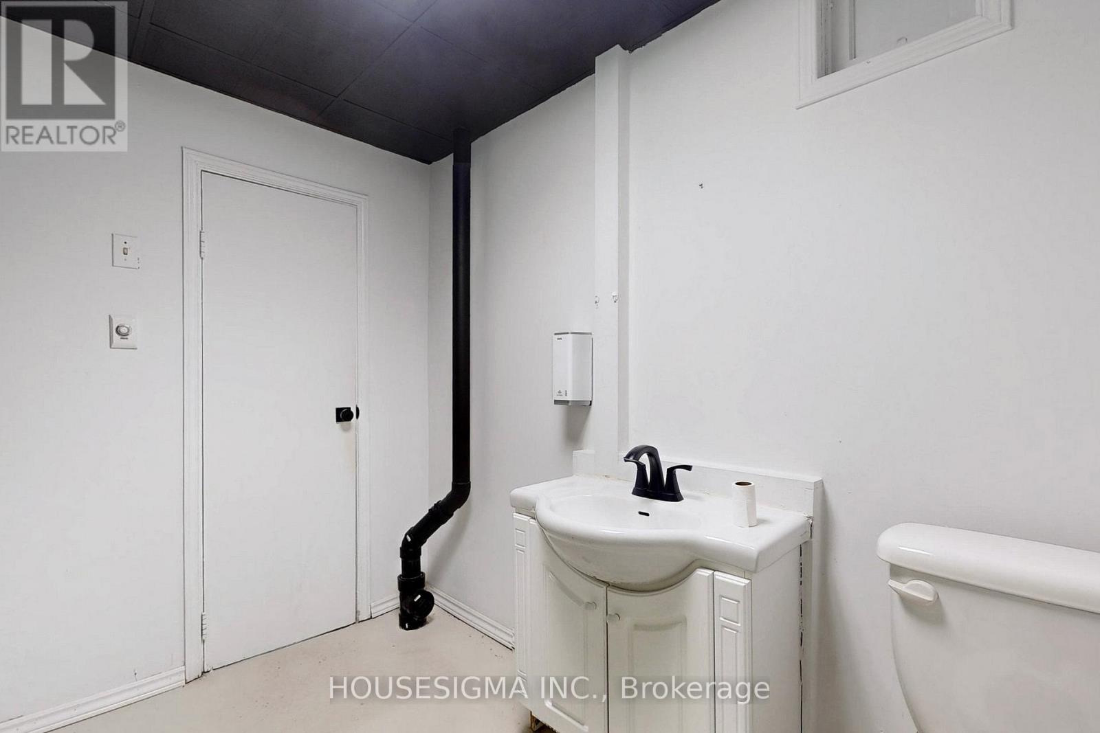 111 High St Street E, Georgina, Ontario  L0E 1R0 - Photo 12 - N13030510