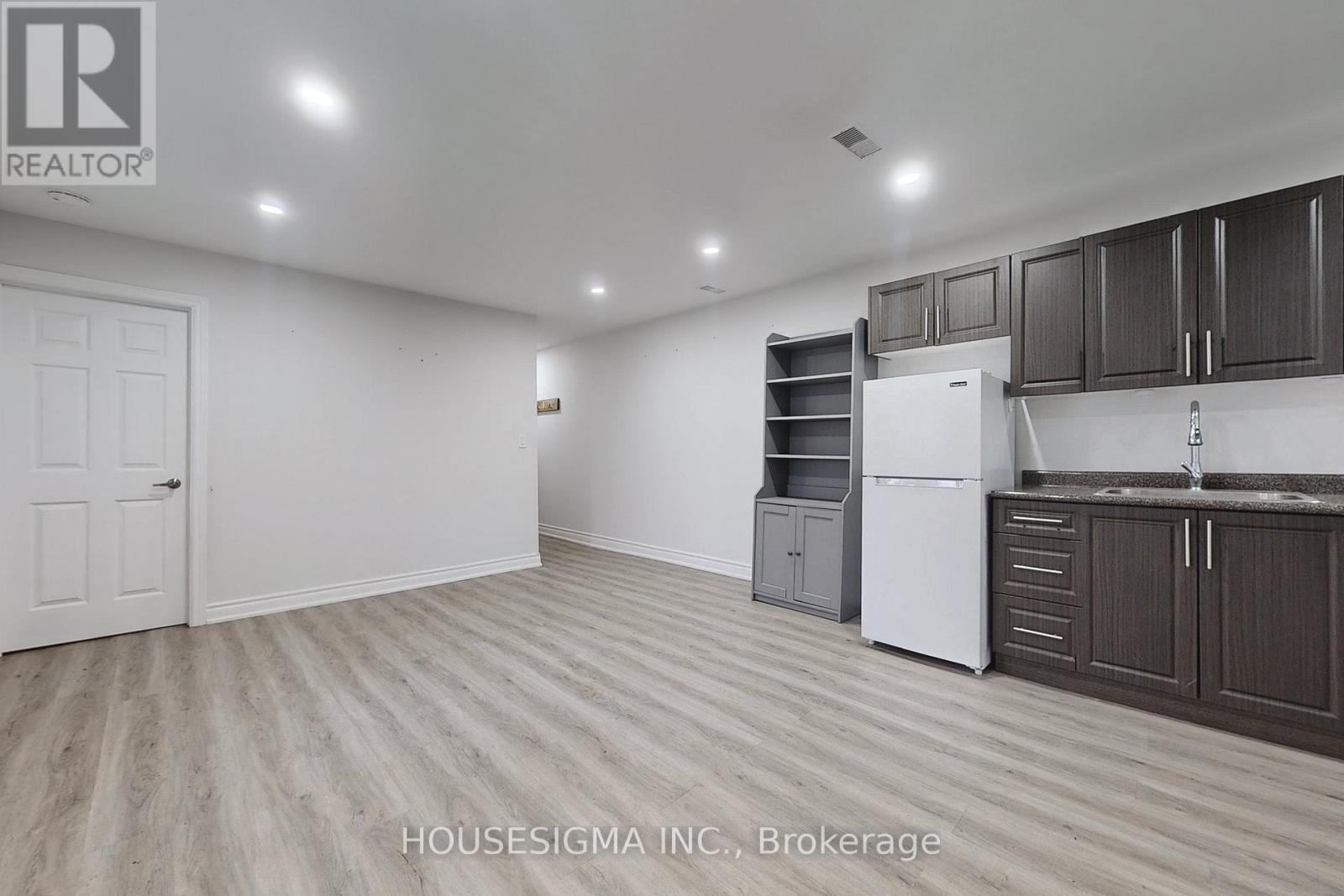 111 High St Street E, Georgina, Ontario  L0E 1R0 - Photo 19 - N13030510