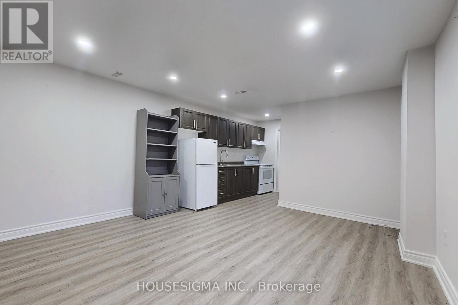 111 High St Street E, Georgina, Ontario  L0E 1R0 - Photo 28 - N13030510