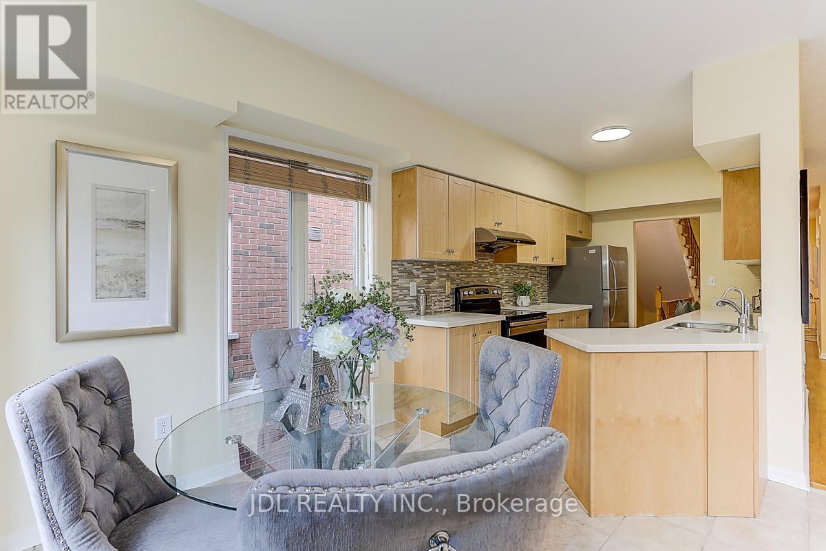 14 Zermatt Way, Markham, Ontario  L3R 5H9 - Photo 17 - N13030514