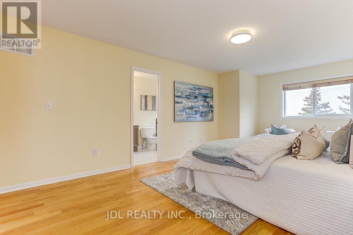 14 Zermatt Way, Markham, Ontario  L3R 5H9 - Photo 29 - N13030514