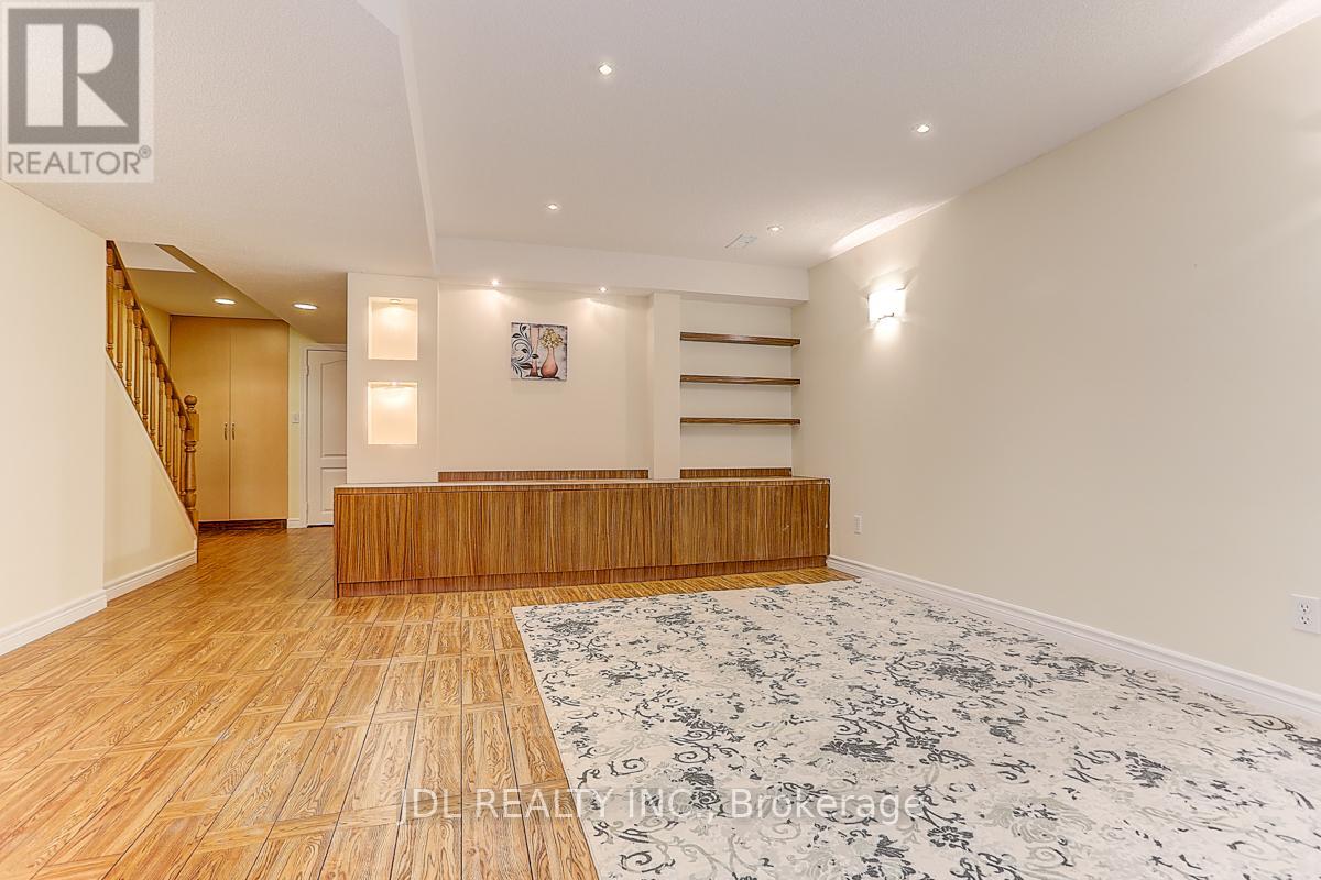 14 Zermatt Way, Markham, Ontario  L3R 5H9 - Photo 36 - N13030514