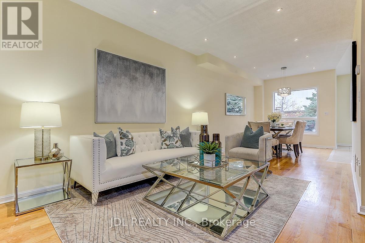 14 Zermatt Way, Markham, Ontario  L3R 5H9 - Photo 8 - N13030514