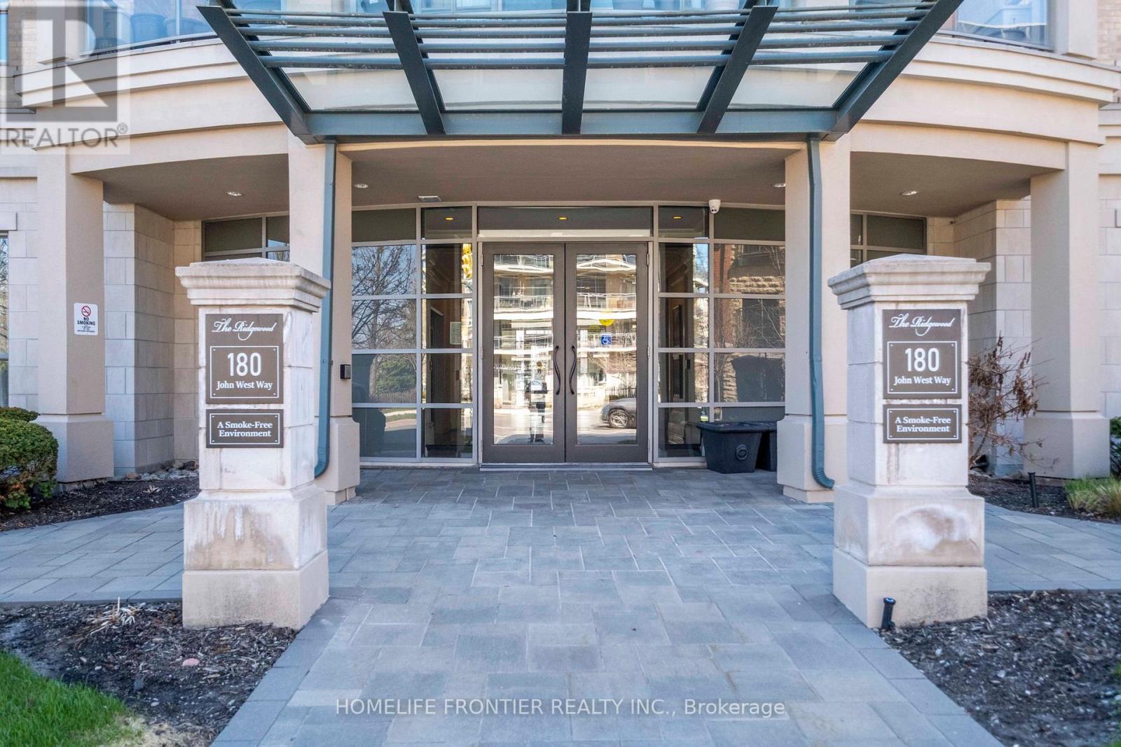 209 - 180 John West Way, Aurora, Ontario  L4G 0R3 - Photo 2 - N13030546