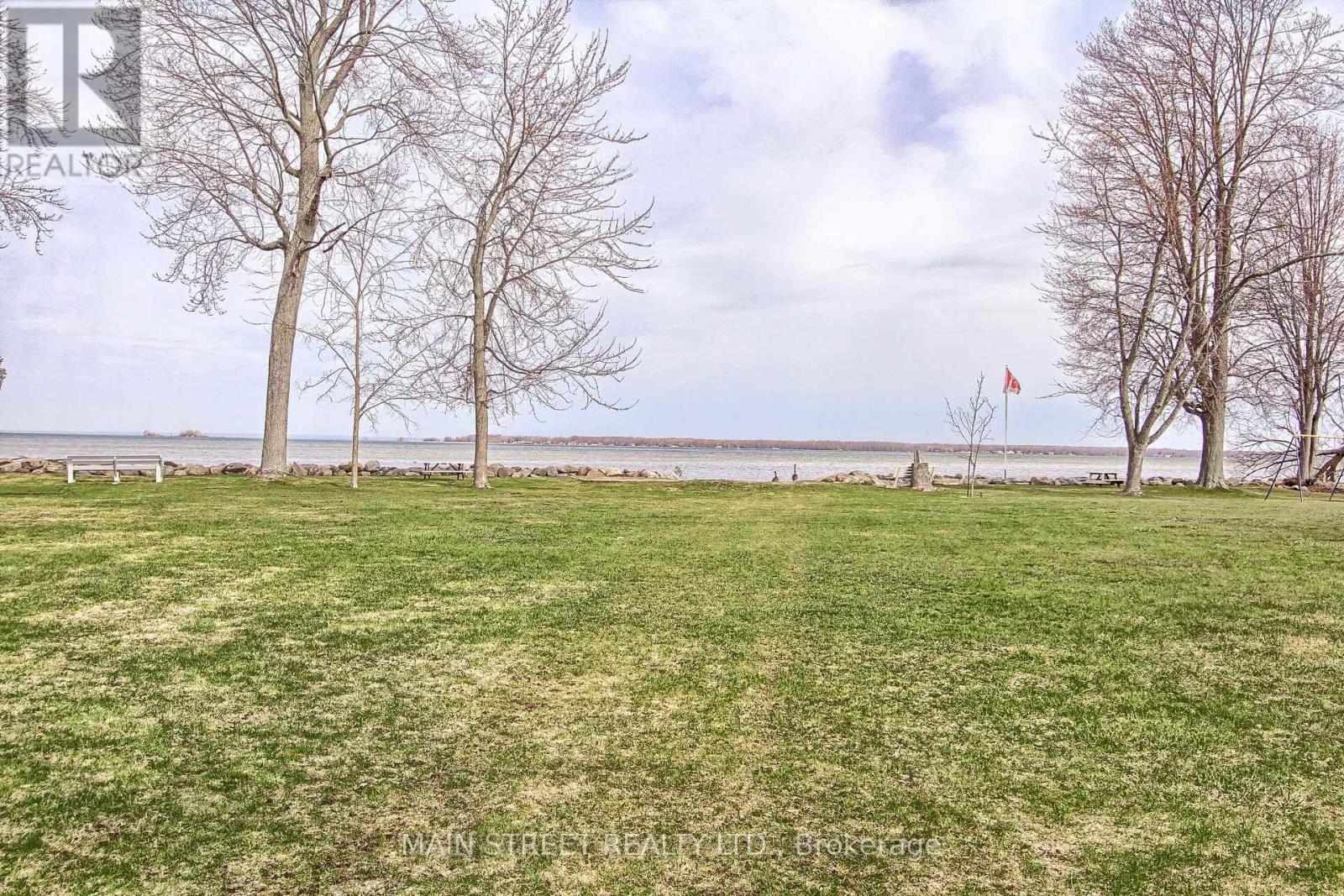 127 Woodfield Drive N, Georgina, Ontario  L0E 1N0 - Photo 12 - N13030568