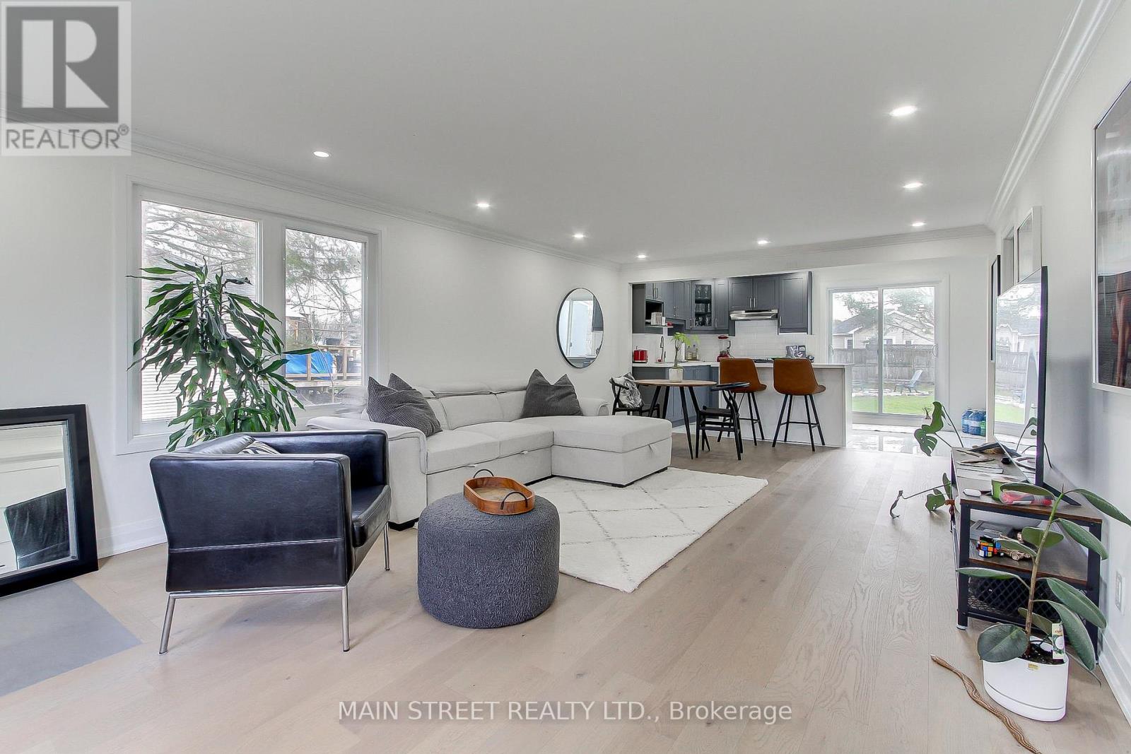 127 Woodfield Drive N, Georgina, Ontario  L0E 1N0 - Photo 4 - N13030568