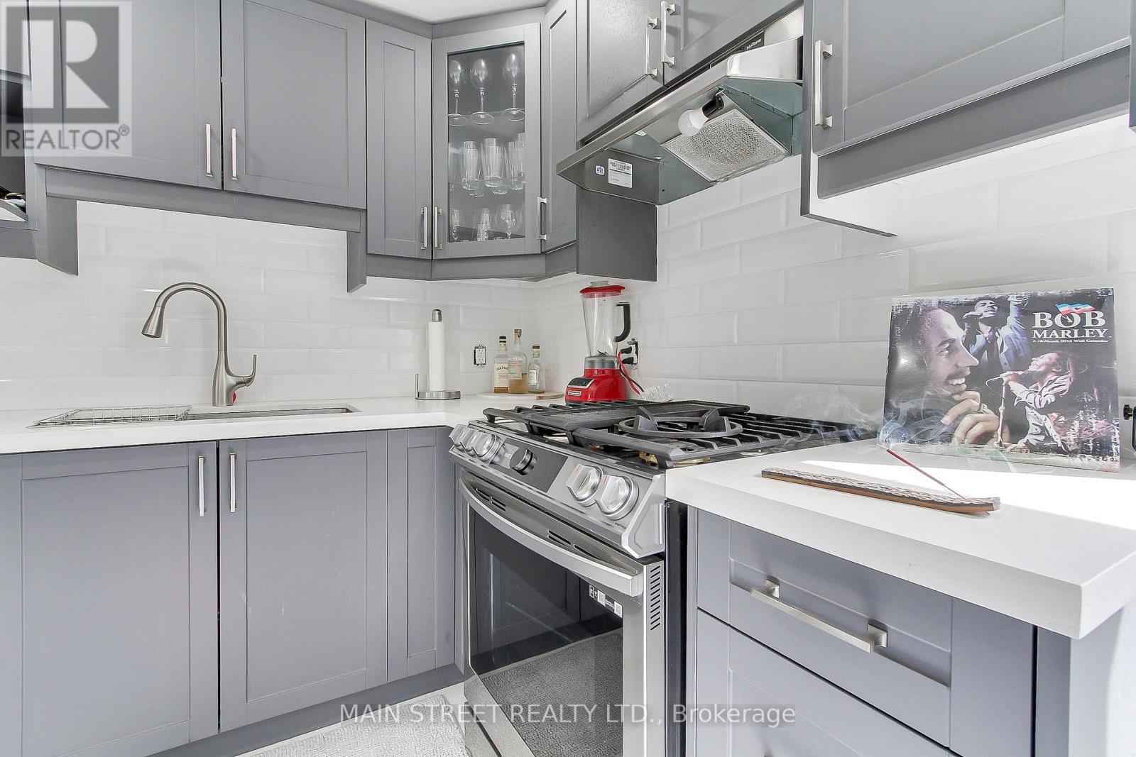 127 Woodfield Drive N, Georgina, Ontario  L0E 1N0 - Photo 7 - N13030568