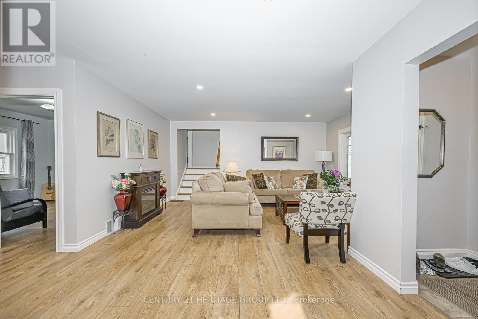 1059 Gorham Street, Newmarket, Ontario  L3Y 5G9 - Photo 12 - N13030628