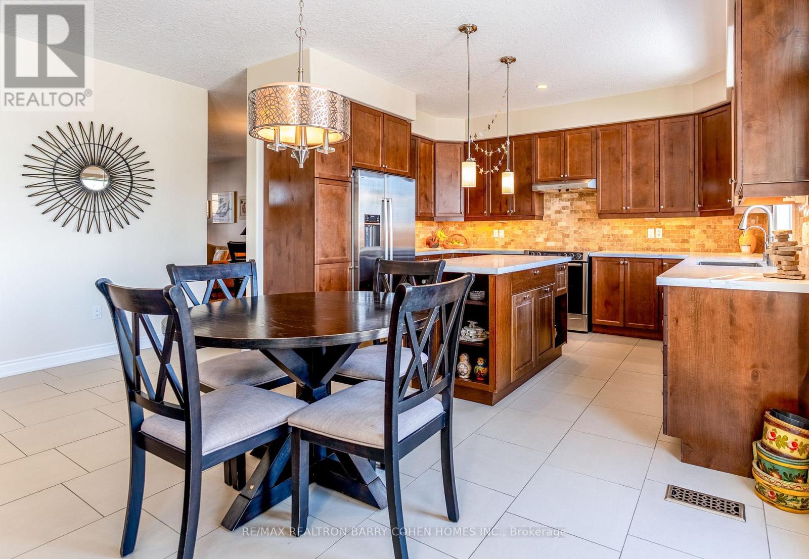 137 Jewel House Lane, Barrie (Innis-Shore), Ontario  L4N 6E1 - Photo 12 - S13030352