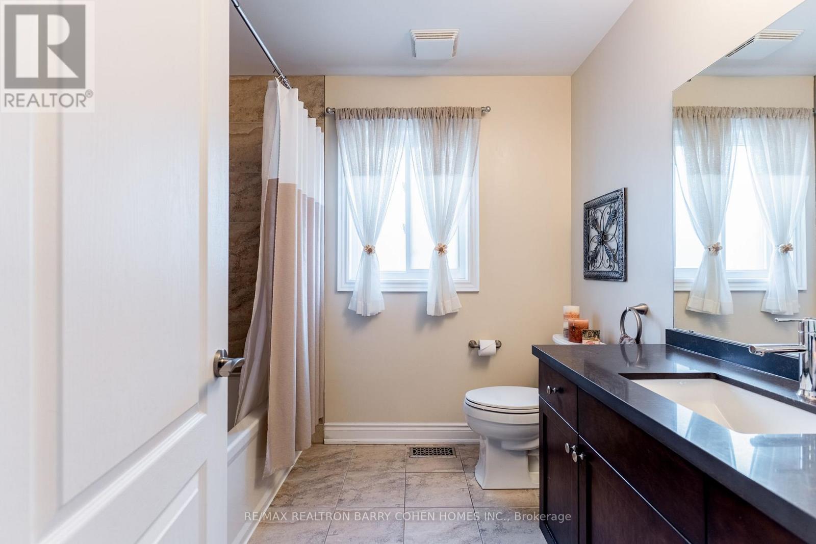 137 Jewel House Lane, Barrie (Innis-Shore), Ontario  L4N 6E1 - Photo 26 - S13030352