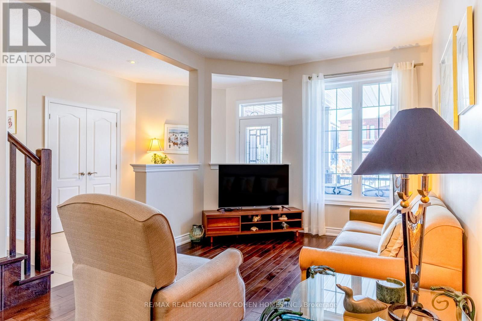 137 Jewel House Lane, Barrie (Innis-Shore), Ontario  L4N 6E1 - Photo 4 - S13030352