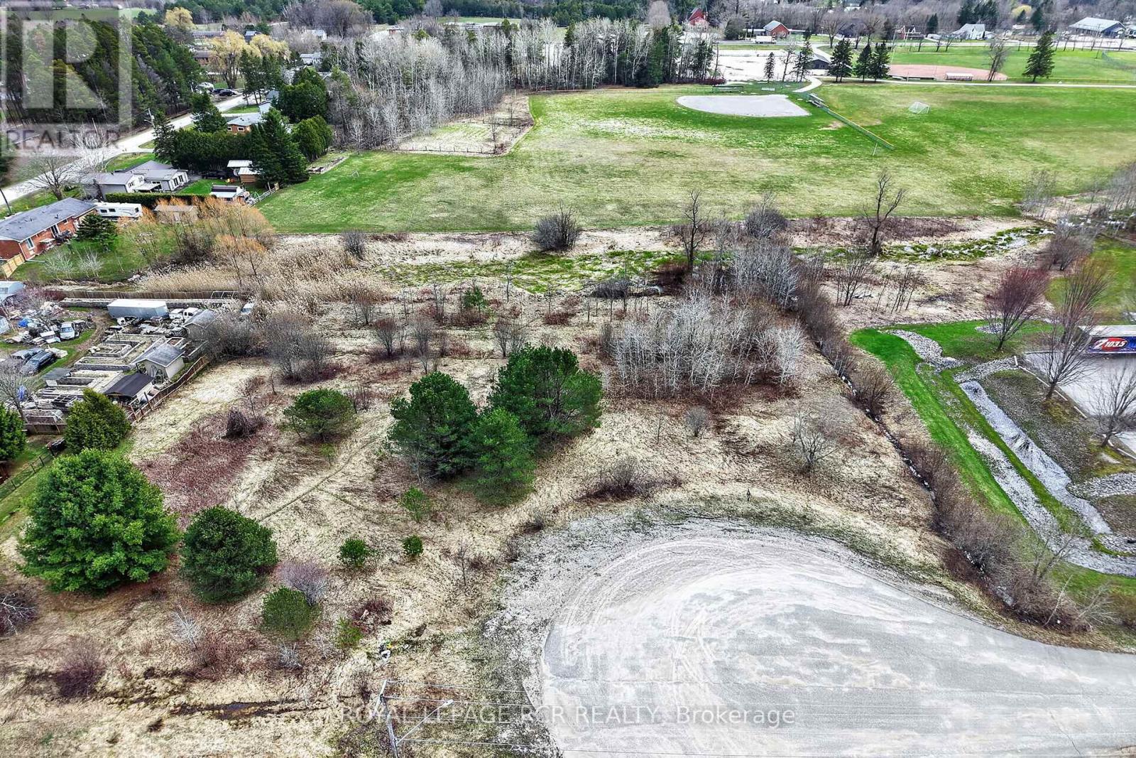 11 Greengage Road, Clearview, Ontario  L0M 1N0 - Photo 11 - S13030452