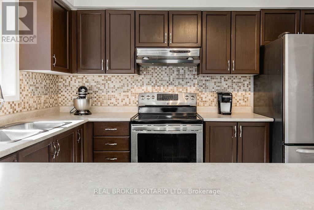 65 Benson Drive, Barrie, Ontario  L4N 7Y2 - Photo 17 - S13030578