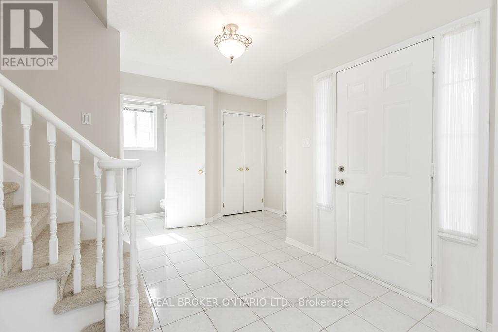 65 Benson Drive, Barrie, Ontario  L4N 7Y2 - Photo 3 - S13030578