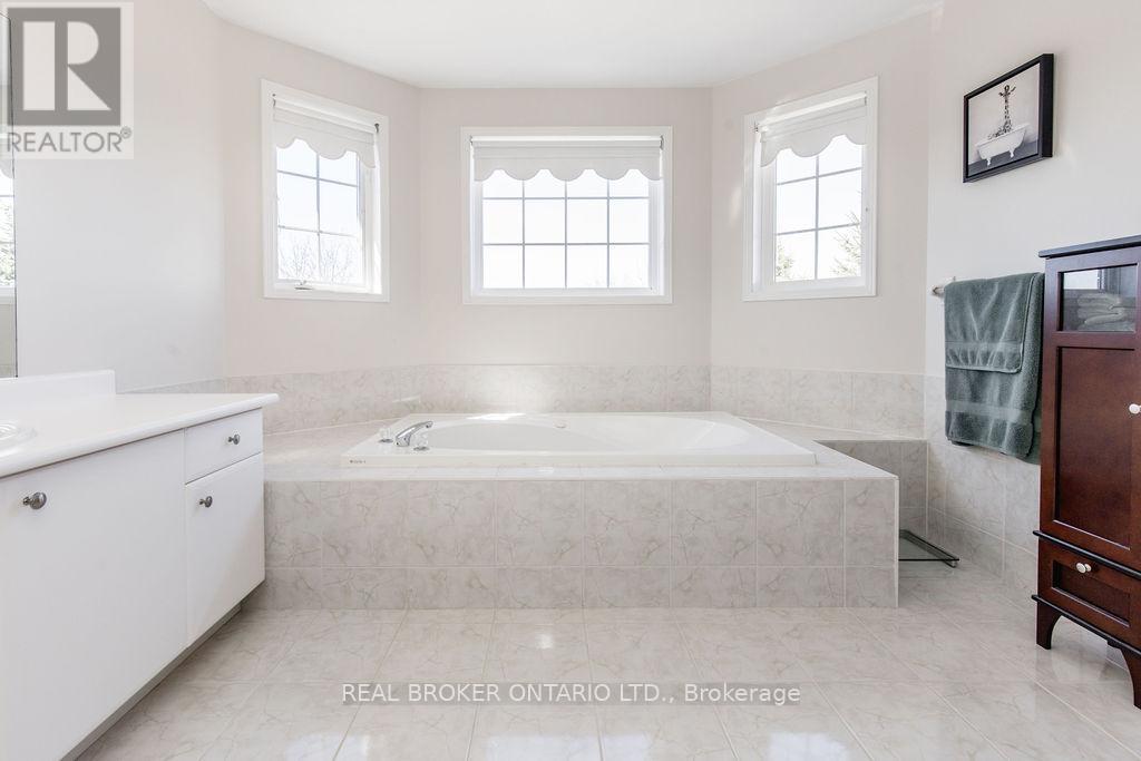 65 Benson Drive, Barrie, Ontario  L4N 7Y2 - Photo 30 - S13030578